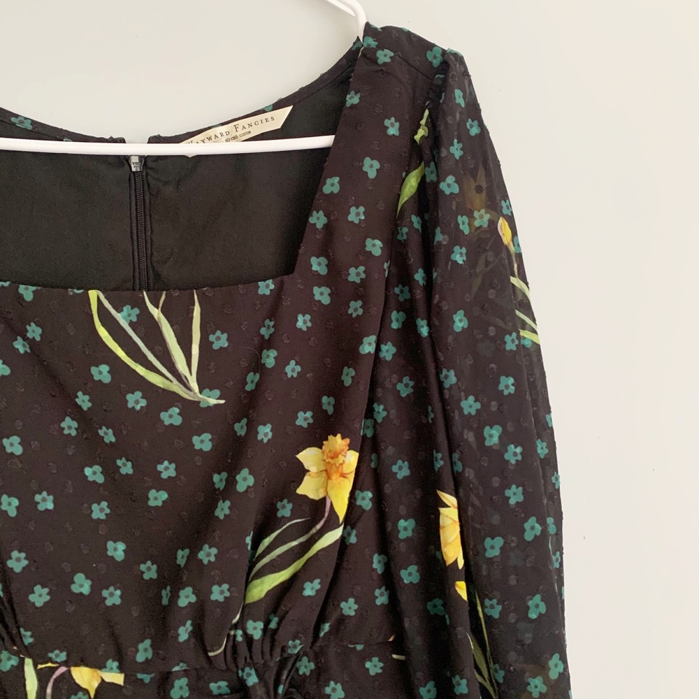 Wayward Fancies Eshakti Floral Square Neck Dress - Picture 4 of 16